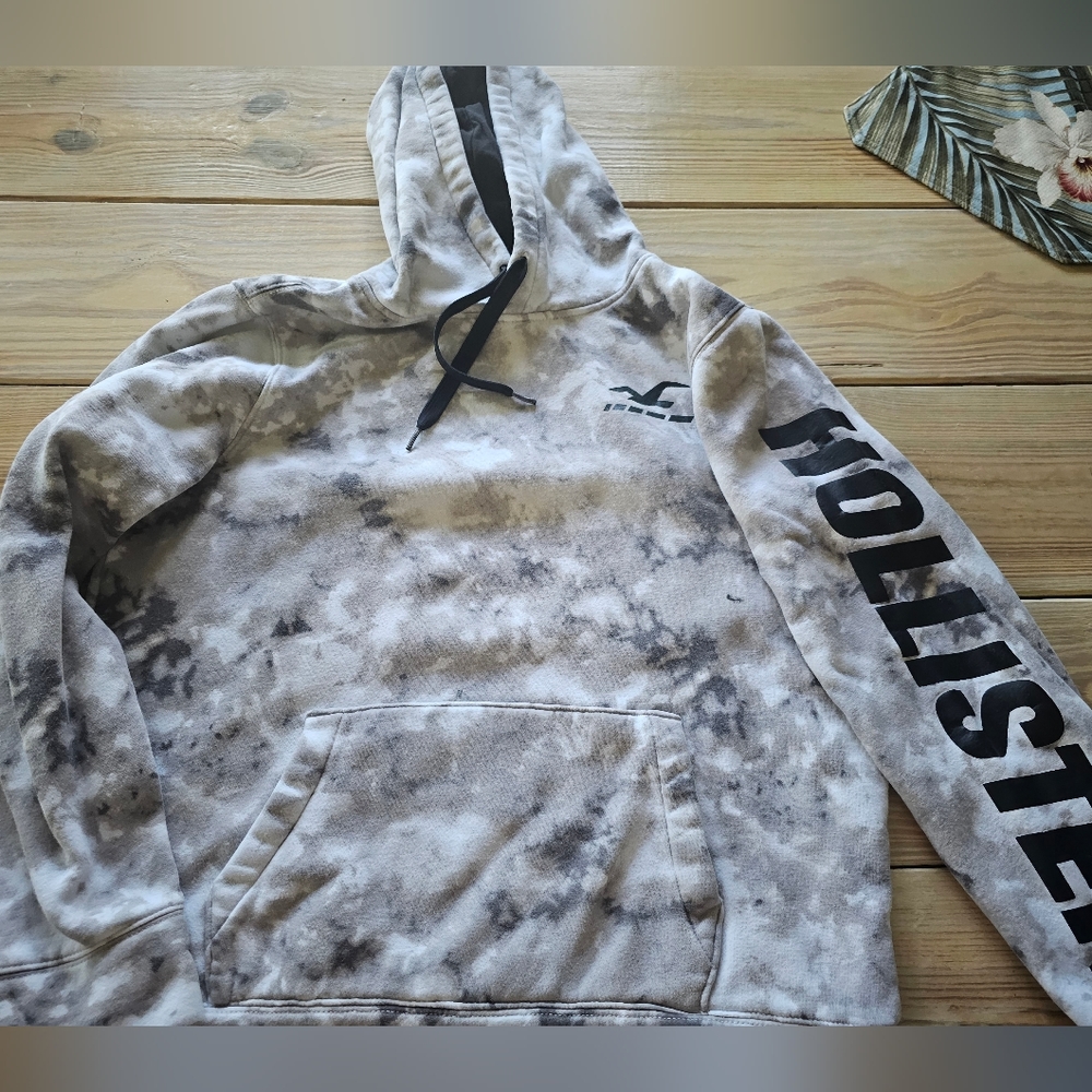 Hollister Women's Large Sweatshirt Hoodie